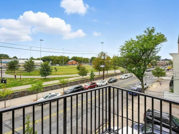 184 Central Avenue image 6 of 37