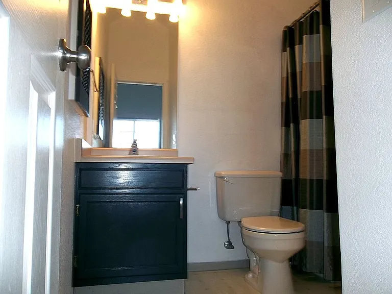 1225 W Prospect Rd #Q26 — Photo 9