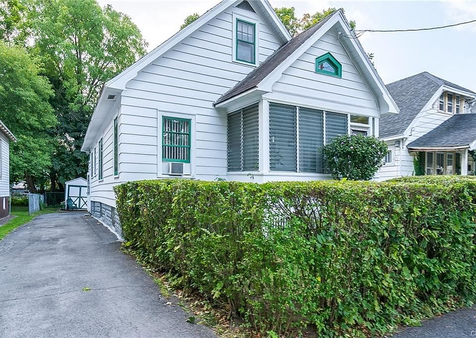1st image of 425 Warner Ave