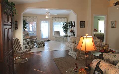 5th image of 3030 Oakhill Dr