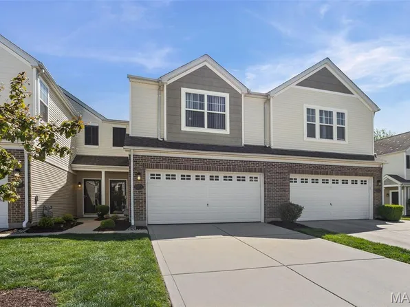 1922 Celebration Park Cir, Belleville, IL 62220