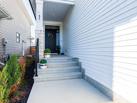 5th image of 45 Jamison Cres