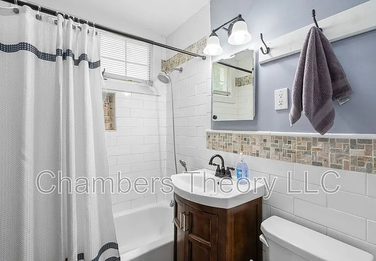 3904 Lantern Dr — Photo 18