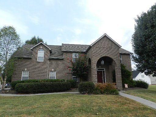 1st image of 2807 Pebblestone Ln