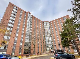 2871 Richmond Rd #603, Ottawa, ON K2B8M5