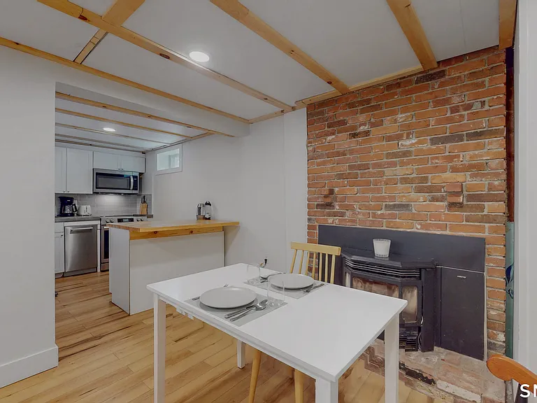 444 Highland St — Photo 21