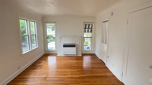 1404 Edgecliffe Dr #1404 — Photo 2