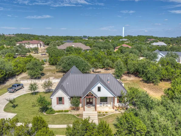 211 Cielo Vis, Canyon Lake, TX 78133