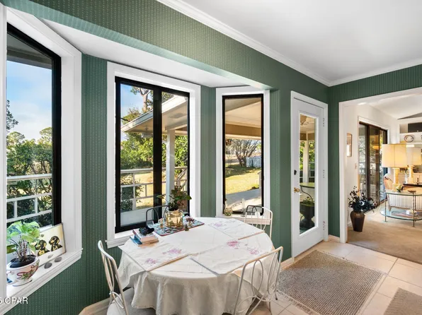 320 Wahoo Rd, Panama City Beach, FL 32408