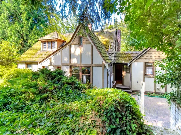 16441 3rd Avenue SW, Normandy Park, WA 98166