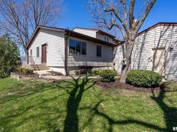 3302 Johnathan Ave, Bettendorf, IA 52722