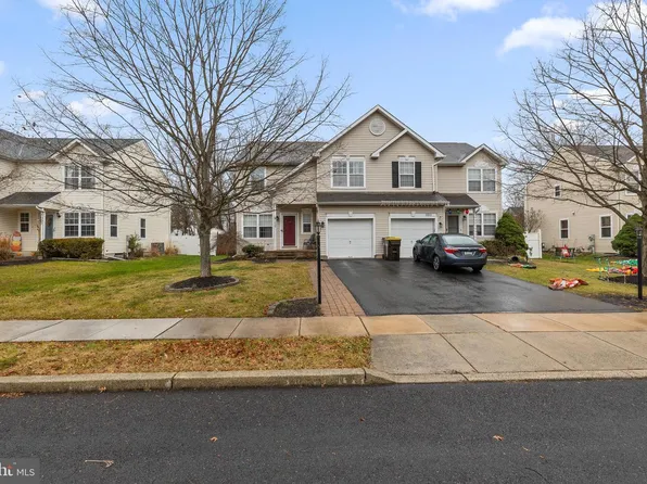 1009 Heather Ln, Quakertown, PA 18951
