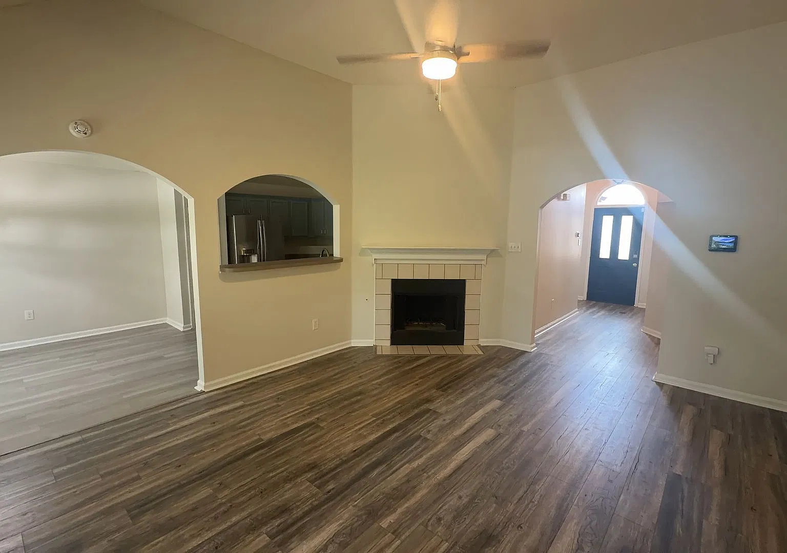Horn Lake Hottie | 3 bedrooms 2 baths — Photo 2