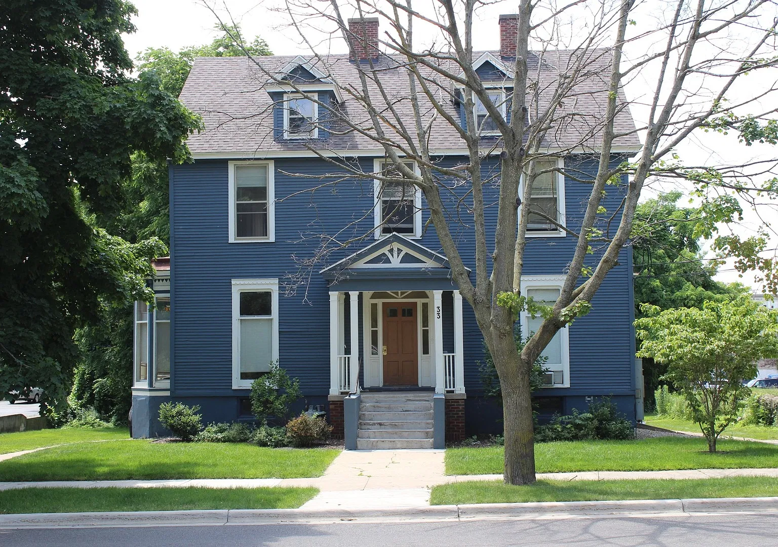 33 Lafayette Ave SE — Photo 1