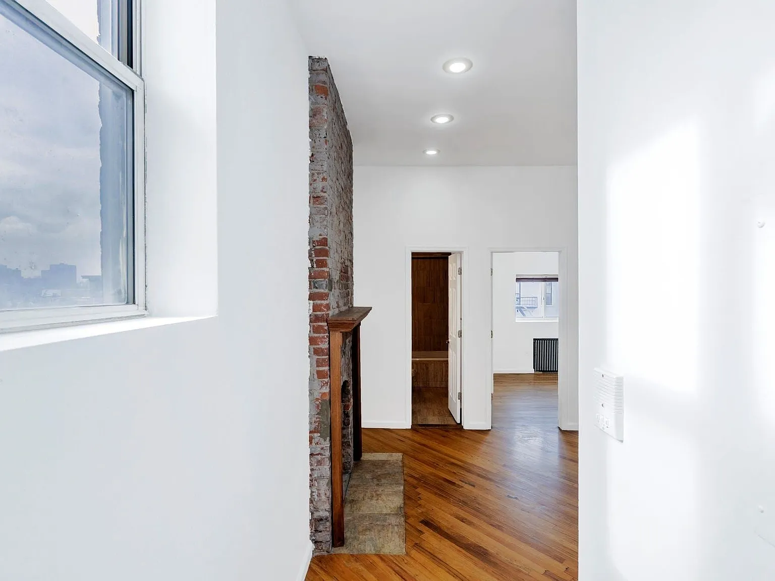 1 bed, 1.0 bath, $3,100 — Photo 4