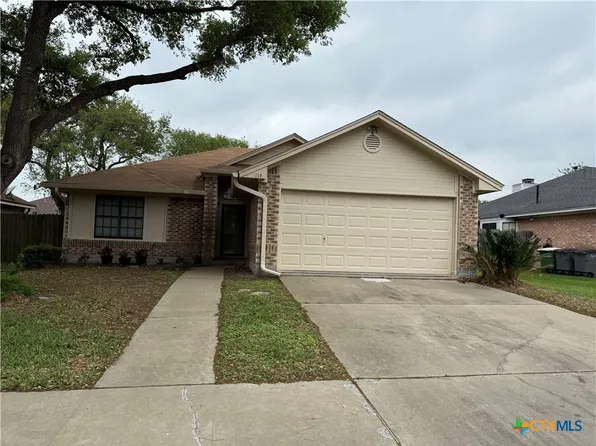 114 Mariner Dr, Victoria, TX 77901