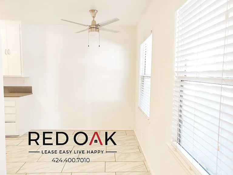 5832 Carlton Way #4 — Photo 4