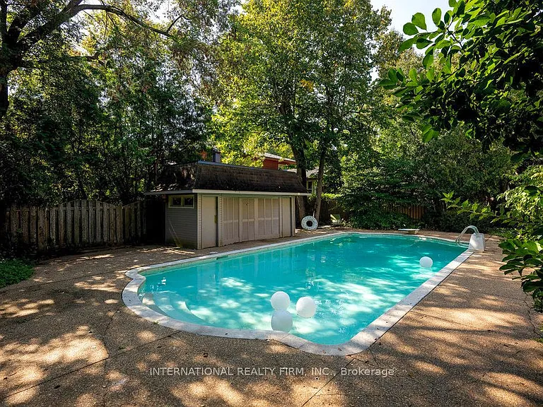 122 Willingdon Rd — Photo 44