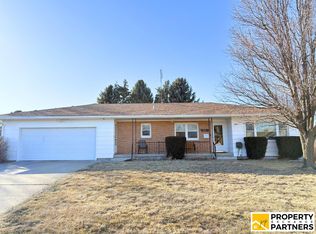 1200 Crescent Dr, Wayne, NE 68787