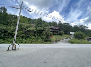 12067 Campton Rd, Stanton, KY 40380