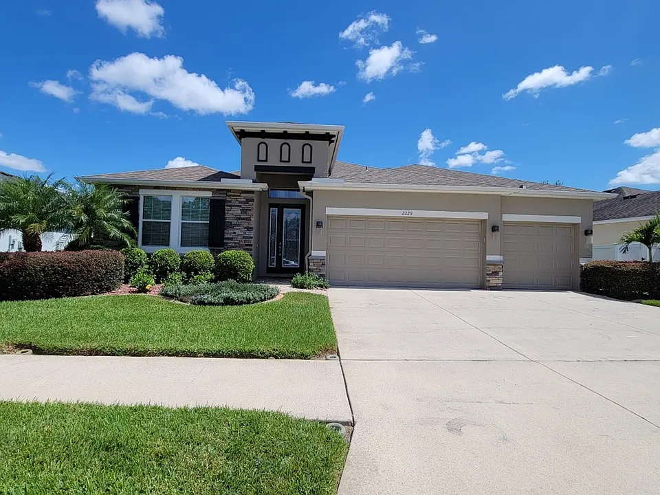 2229 Valterra Vista Way
