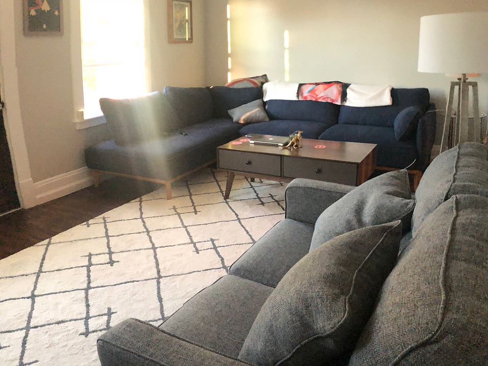 1st image of 118 Taunton Pl #2