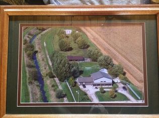 815 N 38th Rd, Mendota, IL 61342