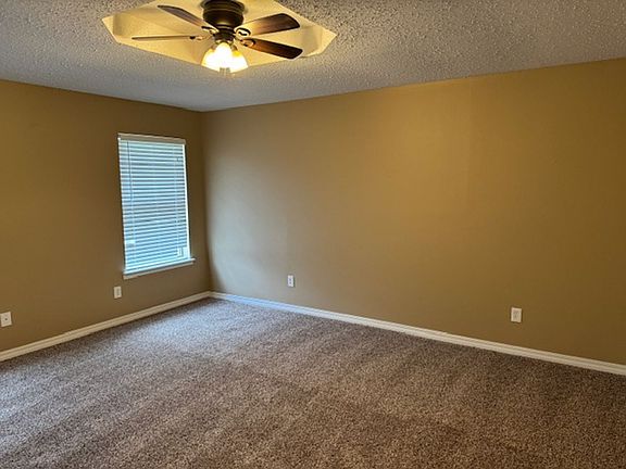 3rd image of 5331 Lauri Ln