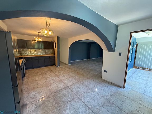 5th image of 6 Calle Toronjil Galateo Bay #3-2