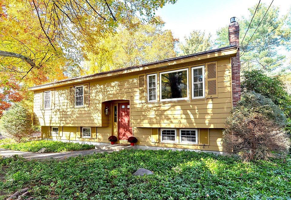 449 Underwood St, Holliston, MA 01746 Zillow