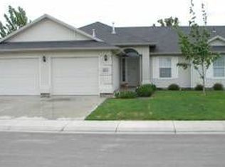 4021 E Winterberry Dr, Nampa, ID 83687