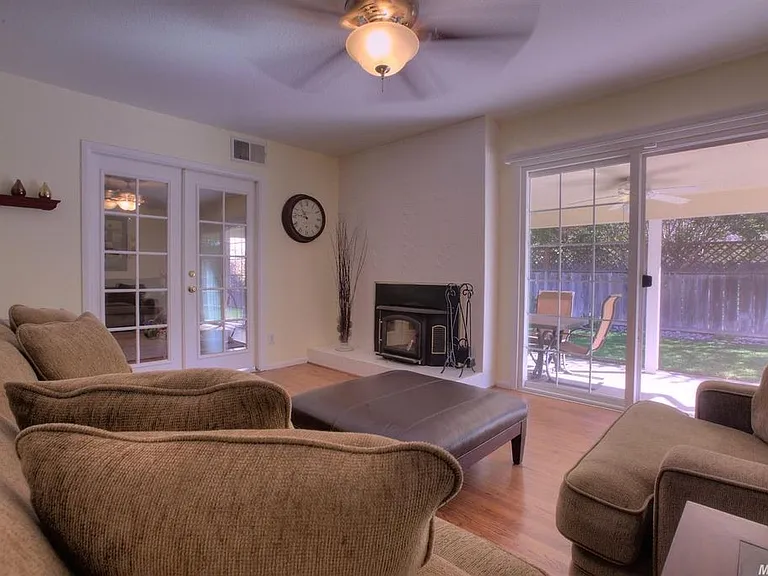 1722 Idylwood Ct — Photo 3