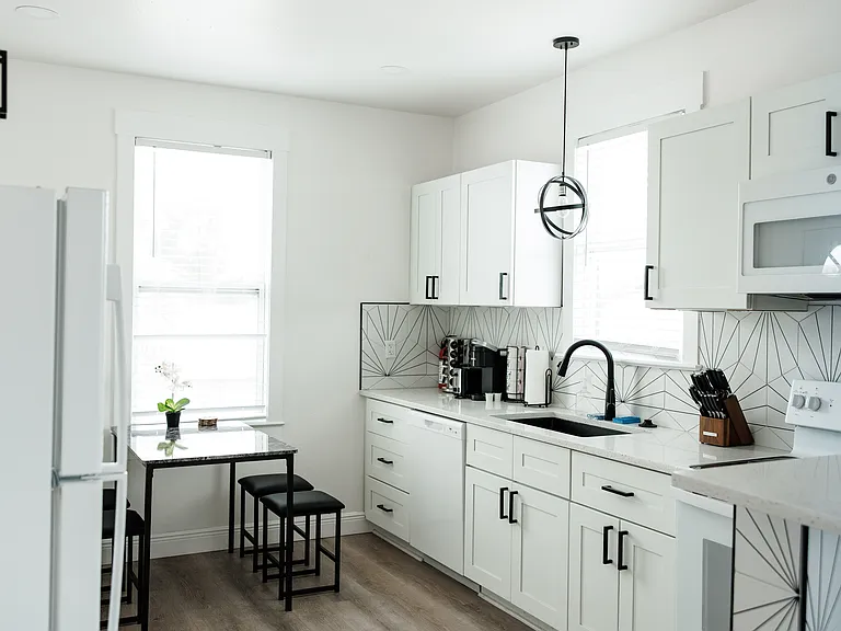 2515 W Main St #B — Photo 1