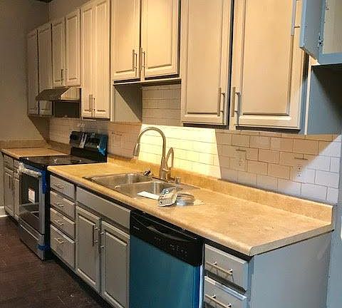 2nd image of 725 Bakewell St APT 16