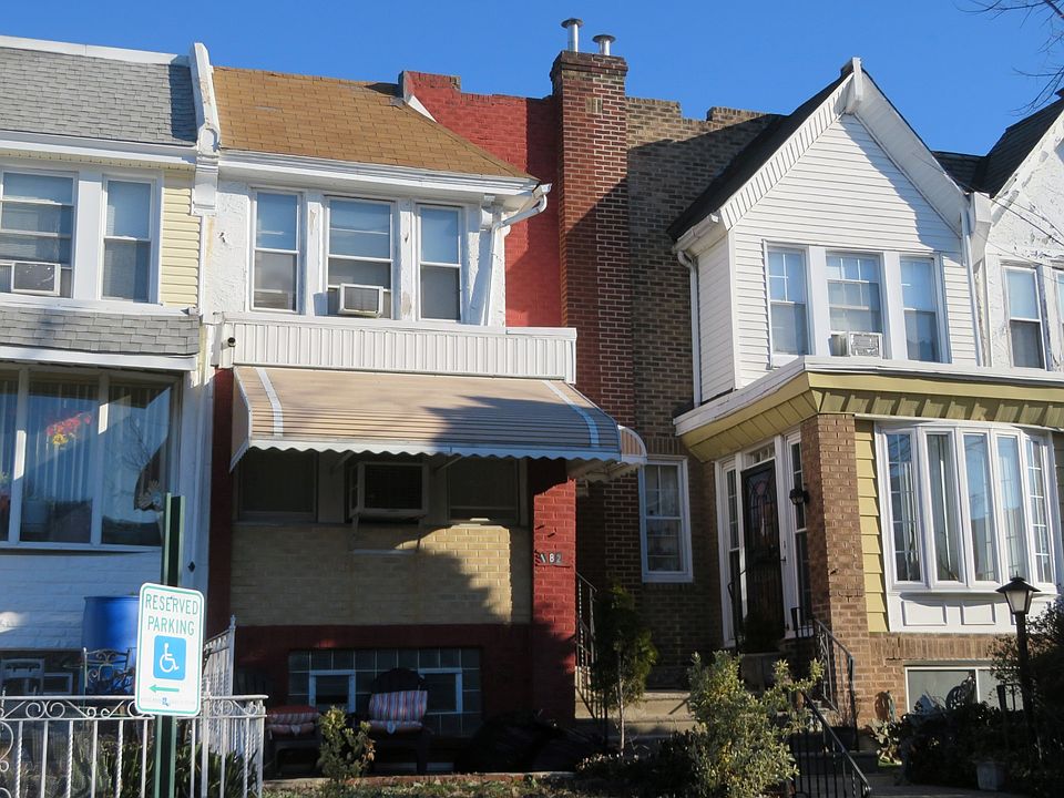 2nd image of 1825 W Champlost Ave