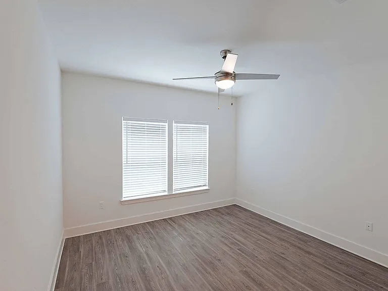 The Parian Luxury Apartments — Photo 120