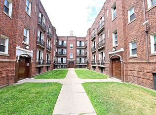 6100-6108 S Eberhart Ave #6106-3E, Chicago, IL 60637