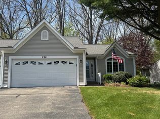 298 Winter Oak W, Holland, MI 49424
