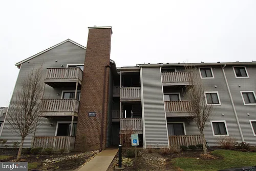 5012 Ravens Crest Dr Photo 1