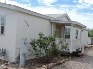 5715 S Whiteoak Ln, Hereford, AZ 85615