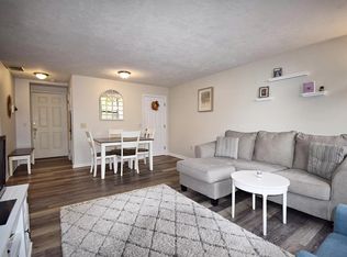325 Plantation St APT 213, Worcester, MA 01604