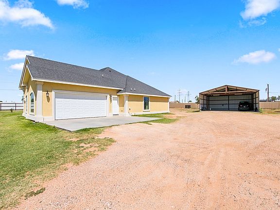 3rd image of 11010 W Chaparral Dr