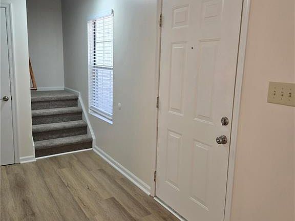4th image of 4536 Village Park Dr E
