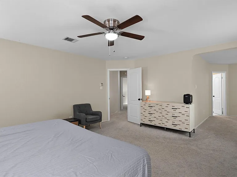 1509 Shady Creek Trl — Photo 18