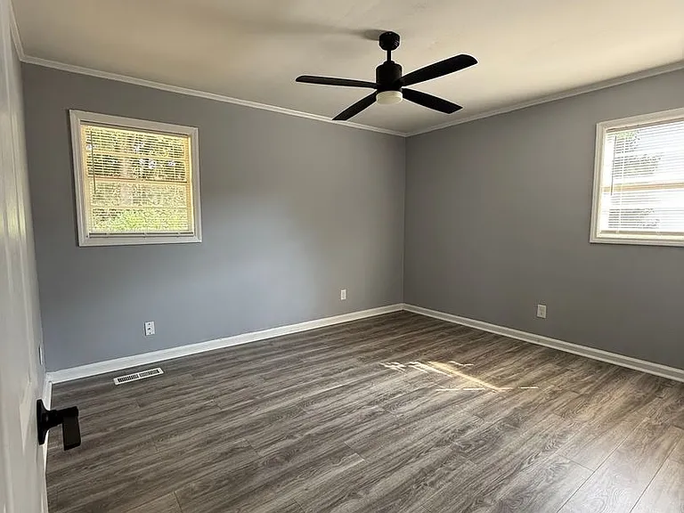 2909 Skyline Dr — Photo 4
