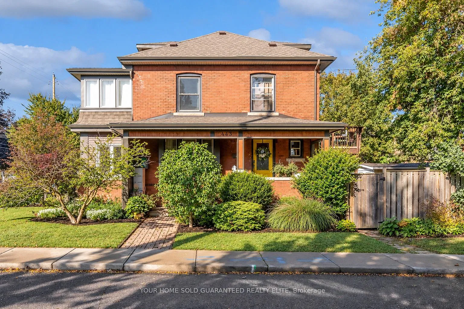4 bed, $3,400 — Photo 1