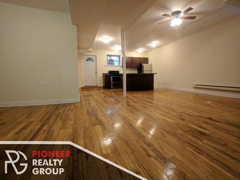1st image of 1115 W Oakdale Ave #1121GDN
