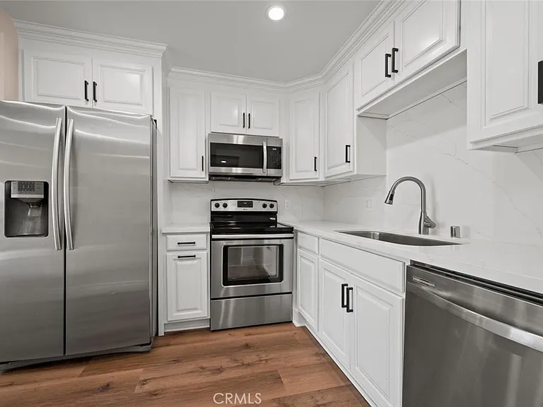 300 Cagney Ln #102 — Photo 16