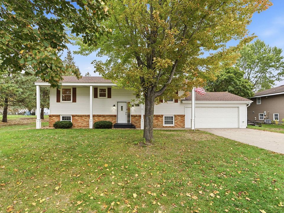 1st image of 3950 7th Ave