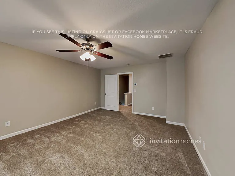 407 Vermeer Ct — Photo 9